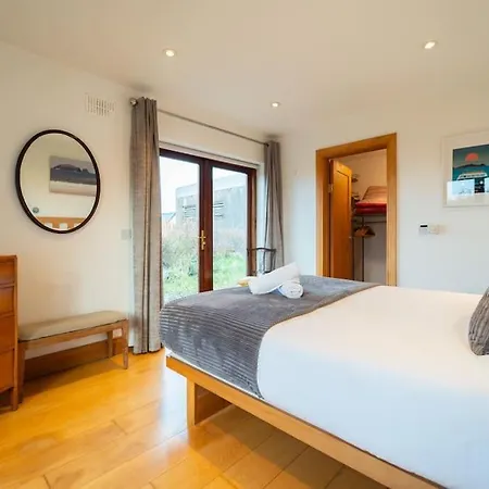 Great Blasket, Dunquin